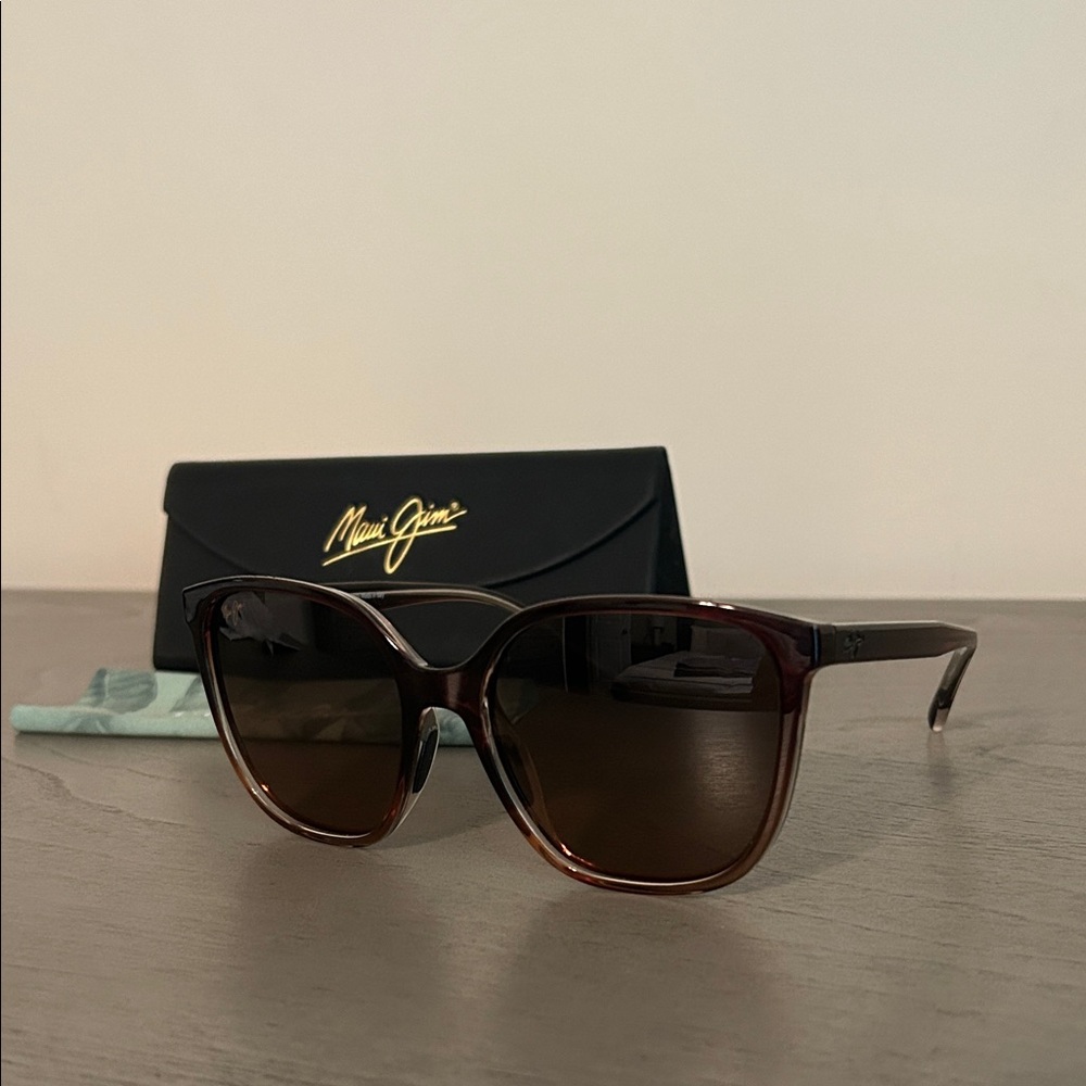 Maui Jim Good Fun Butterfly Shaped Sunglasses in Color Rootbeer Fade